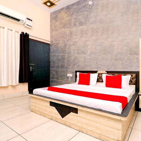 Hotel O Pushp Vatika Bhiwani Exterior foto